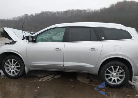 2017 Buick Enclave Leather z USA, uszkodzony, nr VIN 5GAKVBKD7HJ250364